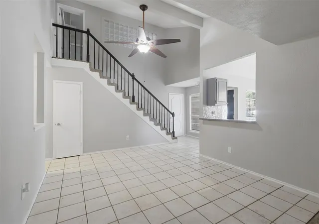 Photo 3 of Sale Pending at 3831 Derbyhall Dr, Houston, TX 77066 | MLS# 30532015 | Listing updated on 2026-09-22