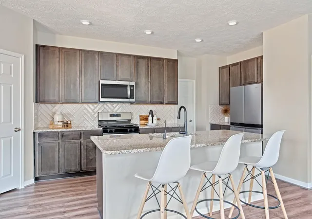 4th image of 1902 Becaccino Trl, Texas City, TX 77591 | MLS# 57559834