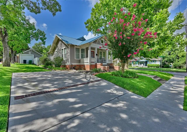 Homes for sale in Brenham, TX | 100 W Tom Green St, Brenham, TX 77833 | MLS# 5950659