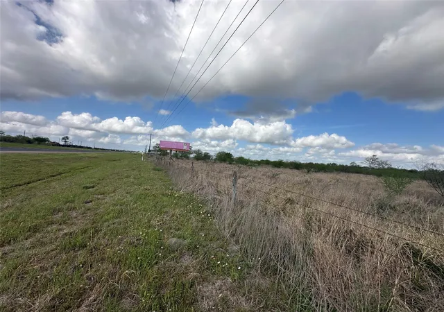 Photo 3 of Land for sale at 0 U S Hwy 59 N, Victoria, TX 77905 | MLS# 82582089 | Listing updated on 2026-03-31