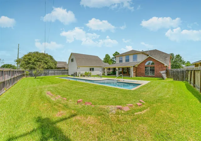 Single family home for sale at 2614 Brahman Dr, Manvel, TX 77578 | MLS# 71817454 | Listing updated on 2026-10-09