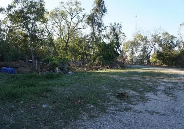 Photo 3 of Land for sale at 424 S Ave D, Humble, TX 77338 | MLS# 82812598 | Listing updated on 2026-07-15