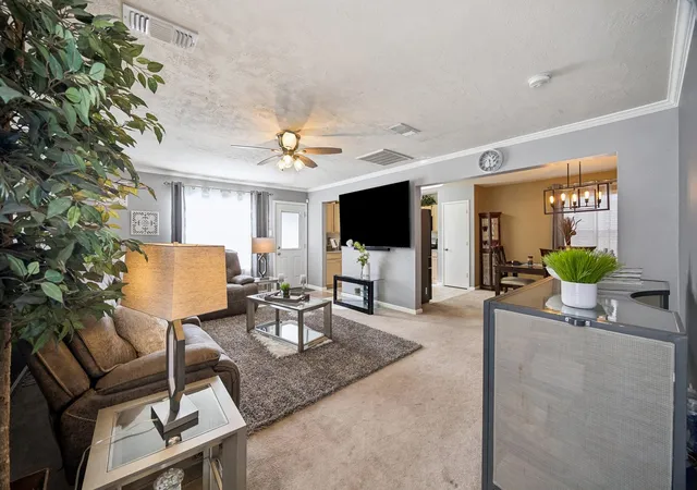 Photo 4 of Single family home for sale at 9611 Berridge House Ct, Houston, TX 77086 | MLS# 85994987 | Listing updated on 2026-07-17
