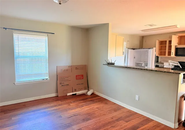 Photo 4 of Single family home for sale at 1867 Garnet Breeze Dr, Rosharon, TX 77583 | MLS# 88670616 | Listing updated on 2026-08-01