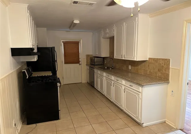 5th image of 4214 Gano St, Houston, TX 77009 | MLS# 30801778