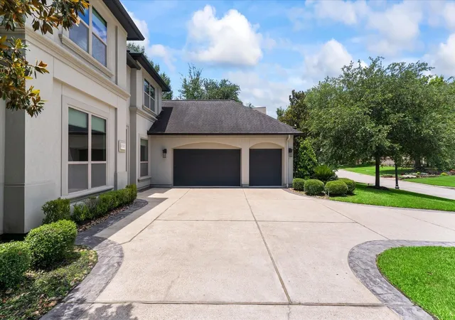 3rd image of 8130 Beckett Creek Ln, Humble, TX 77396 | MLS# 28104149