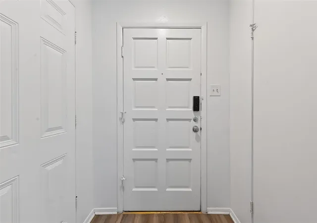 Photo 4 of Single family home for sale at 2526 Spring Dusk Ln, Spring, TX 77373 | MLS# 32322253 | Listing updated on 2026-08-25