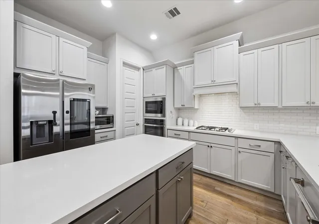 3rd image of 5918 Regala Dr, Manvel, TX 77578 | MLS# 95394941