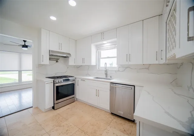 4th image of 4815 Caris St, Houston, TX 77091 | MLS# 64235993