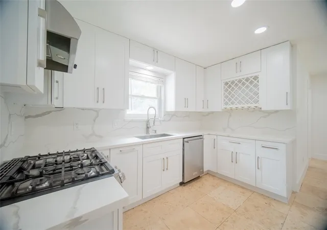 5th image of 4815 Caris St, Houston, TX 77091 | MLS# 64235993