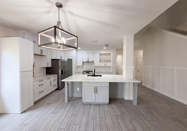 2nd image of 19438 Otter Trail Ct, Katy, TX 77449 | MLS# 6972087