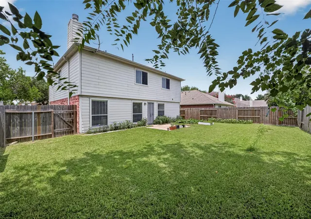 Homes for sale in Pearland, TX | 9710 Berkshire Tr, Pearland, TX 77584 | MLS# 38701737