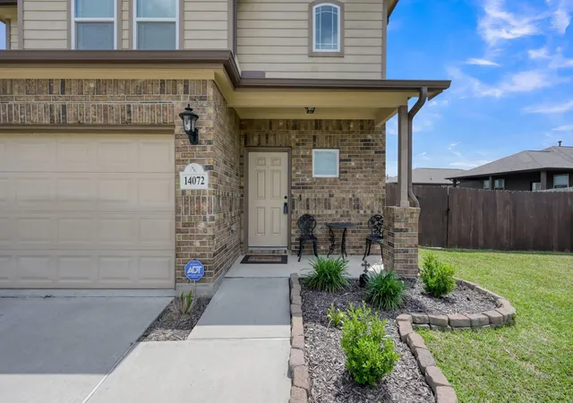Photo 3 of Single family home for sale at 14072 Waukegan Way N, Conroe, TX 77306 | MLS# 36222263 | Listing updated on 2026-08-06
