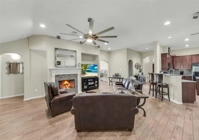 Photo 2 of Single family home for sale at 7306 Still Hvn Dr, Richmond, TX 77407 | MLS# 43500300 | Listing updated on 2026-09-03
