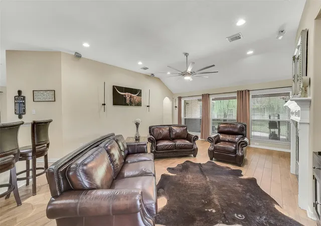 Photo 3 of Single family home for sale at 7306 Still Hvn Dr, Richmond, TX 77407 | MLS# 43500300 | Listing updated on 2026-09-03