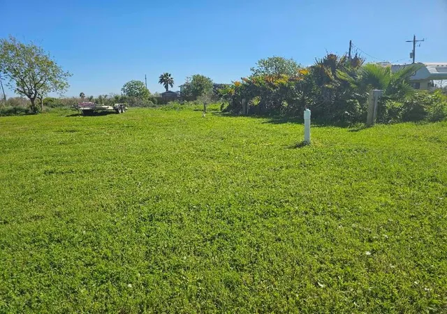 Photo 2 of Land for sale at 1102 Tuna Dr, Crystal Beach, TX 77650 | MLS# 87169867 | Listing updated on 2026-01-02