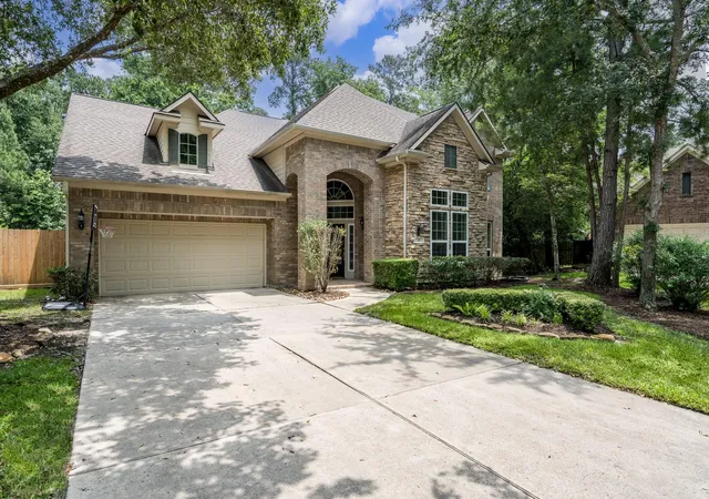 1st image of 11 Dahlia Trail Pl, Spring, TX 77382 | MLS# 10461056