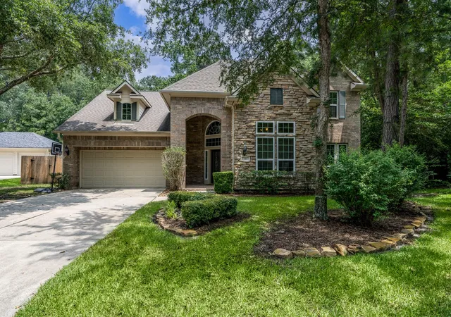 2nd image of 11 Dahlia Trail Pl, Spring, TX 77382 | MLS# 10461056