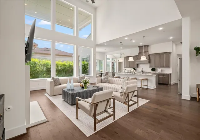 4th image of 2215 Macarthur St, Houston, TX 77030 | MLS# 50920212