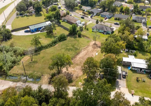 Photo 3 of Land for sale at Tbd Durrain Fry Rd, Baytown, TX 77520 | MLS# 40045631 | Listing updated on 2026-06-01