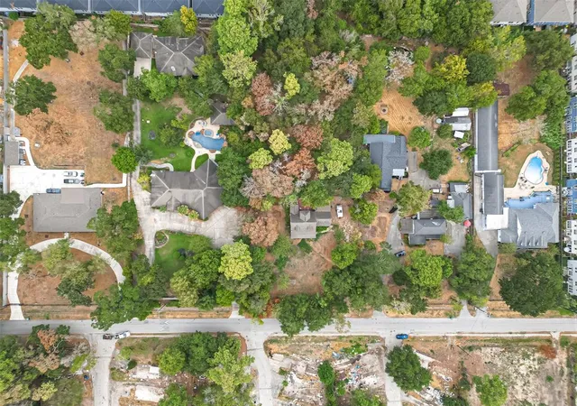 Photo 4 of Sale Pending at 806 Lehman St, Houston, TX 77018 | MLS# 52038257 | Listing updated on 2026-07-02