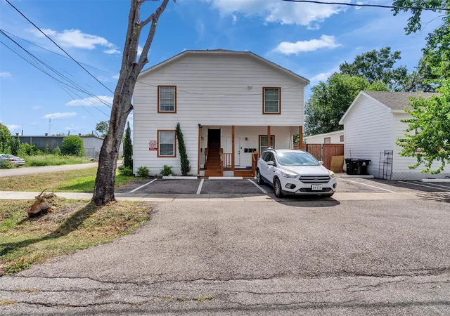 1st image of 2514 Gano St, Houston, TX 77009 | MLS# 85658305