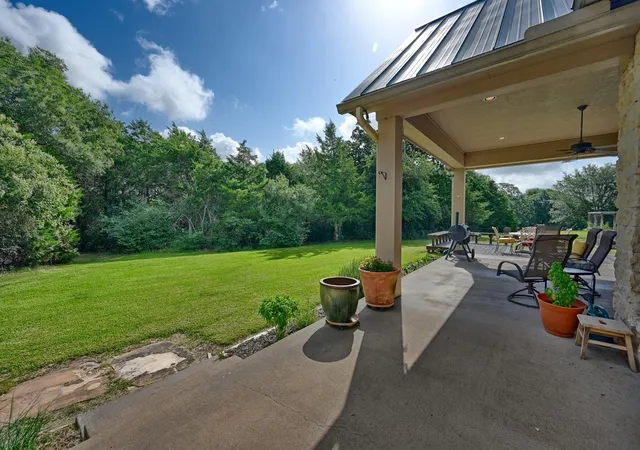 Homes for sale in Brenham, TX | 1205 Pecan Glen Rd, Brenham, TX 77833 | MLS# 61510500