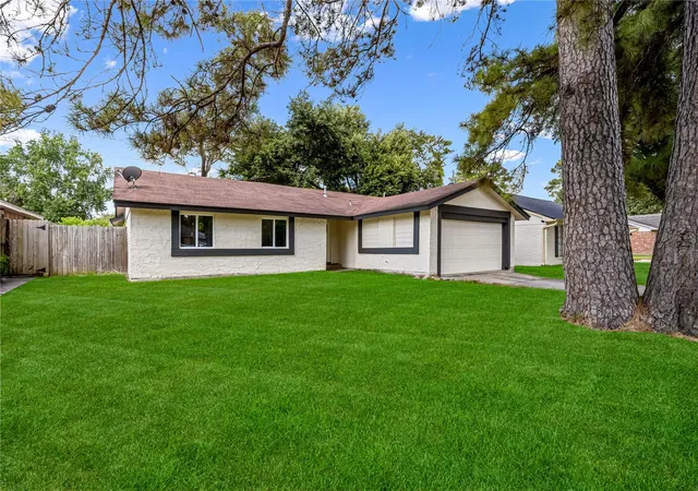 Photo 3 of Single family home for sale at 23323 Birnam Wood Blvd, Spring, TX 77373 | MLS# 49325507 | Listing updated on 2026-10-09