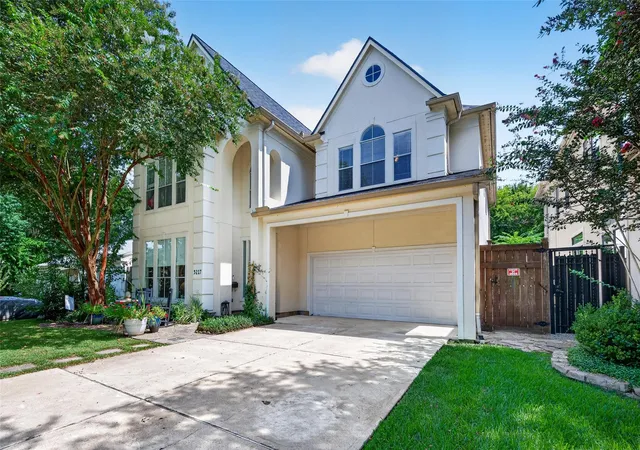 Photo 2 of Single family home for sale at 5217 Beech St, Bellaire, TX 77401 | MLS# 65407812 | Listing updated on 2026-09-11