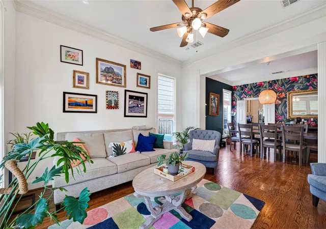Photo 4 of Single family home for sale at 5217 Beech St, Bellaire, TX 77401 | MLS# 65407812 | Listing updated on 2026-09-11