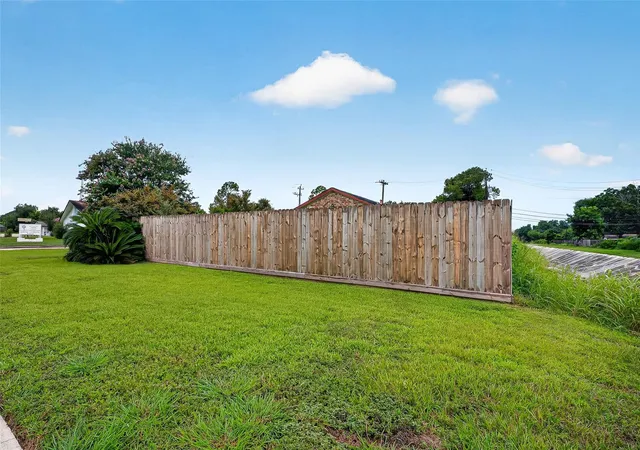 Photo 3 of Single family home for sale at 4310 Luella Ave, Deer Park, TX 77536 | MLS# 32967151 | Listing updated on 2026-09-09
