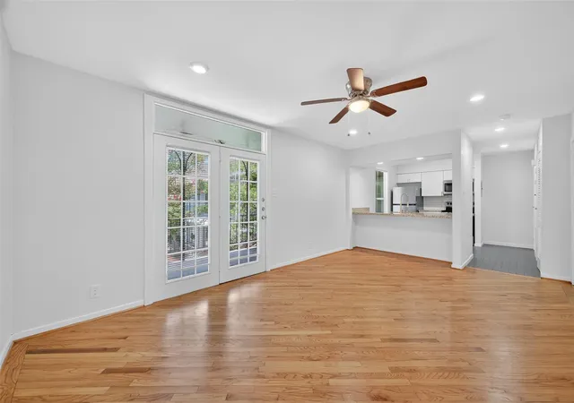 1st image of 3300 Yorktown St #16, Houston, TX 77056 | MLS# 5049799