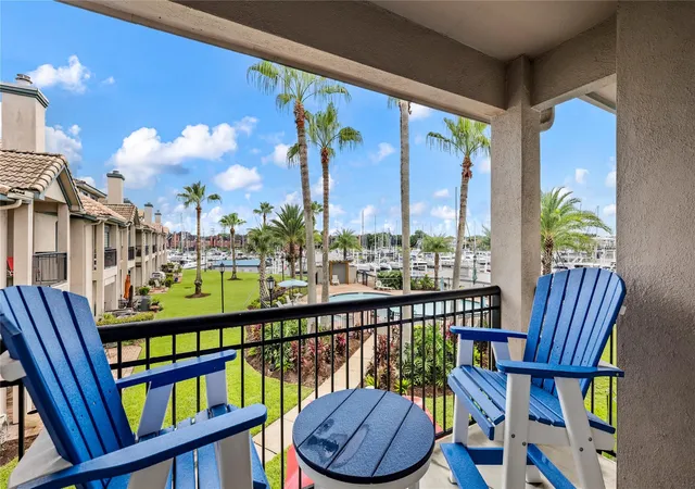 Homes for sale in Kemah, TX | 488 Mariners Dr, Kemah, TX 77565 | MLS# 97884345