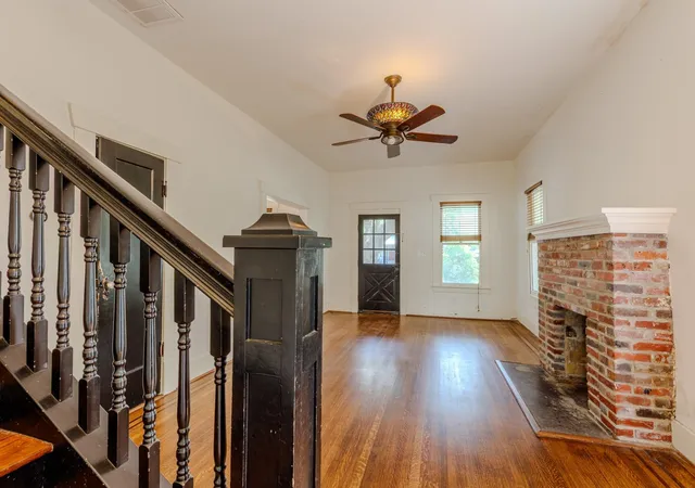 Photo 4 of Sale Pending at 4530 Mckinney St, Houston, TX 77023 | MLS# 79342734 | Listing updated on 2026-09-14