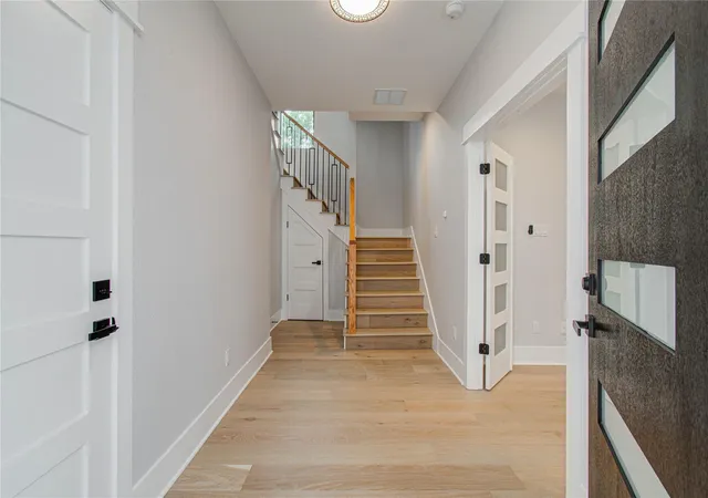 Photo 3 of Single family home for sale at 7016 Staffordshire Blvd #F, Houston, TX 77030 | MLS# 34246436 | Listing updated on 2026-09-10