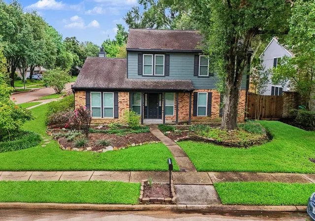 Photo 1 of Single family home for sale at 15703 Maple Manor Dr, Houston, TX 77095 | MLS# 17858931 | Listing updated on 2026-09-20