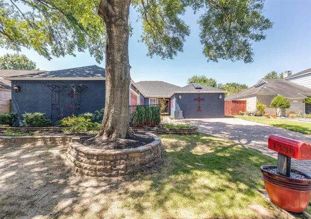 Photo 2 of Single family home for sale at 1330 Beaujolais Ln, Houston, TX 77077 | MLS# 12132871 | Listing updated on 2026-08-19