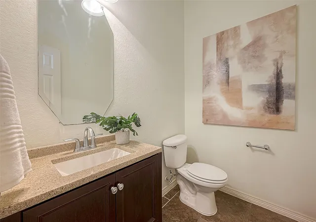 Photo 4 of Sale Pending at 12919 Southern Ridge Dr, Pearland, TX 77584 | MLS# 41966885 | Listing updated on 2026-09-02