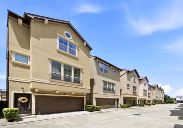 1st image of 6363 Fairdale Ln #L, Houston, TX 77057 | MLS# 49289679