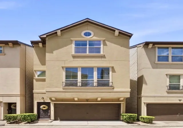 2nd image of 6363 Fairdale Ln #L, Houston, TX 77057 | MLS# 49289679