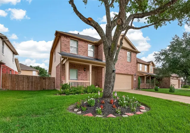 3rd image of 1006 Cove Crest Trl, Fresno, TX 77545 | MLS# 38603394