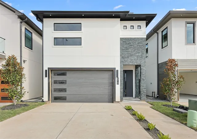 Photo 1 of Single family home for sale at 619 Rolling Oaks, Stafford, TX 77477 | MLS# 40538692 | Listing updated on 2026-06-13