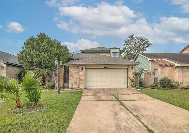 1st image of 8667 Vinkins Rd, Houston, TX 77071 | MLS# 27431289