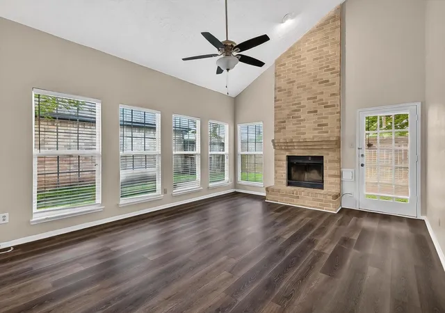 5th image of 8667 Vinkins Rd, Houston, TX 77071 | MLS# 27431289