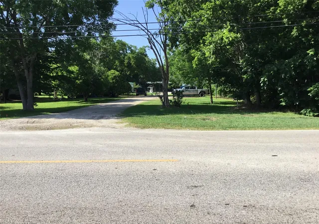 2nd image of 1817 W Cedar Bayou Lynchburg Rd, Baytown, TX 77521 | MLS# 78025252