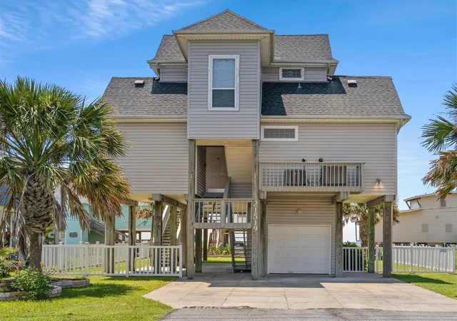 Photo 1 of Single family home for sale at 21519 San Luis Pass Rd, Galveston, TX 77554 | MLS# 93200282 | Listing updated on 2026-06-10