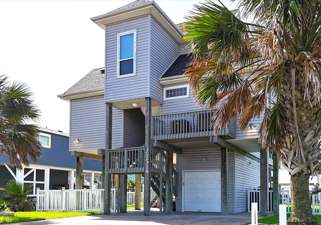 Photo 3 of Single family home for sale at 21519 San Luis Pass Rd, Galveston, TX 77554 | MLS# 93200282 | Listing updated on 2026-06-10