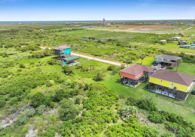 Photo 3 of Land for sale at 937 Magnolia, Crystal Beach, TX 77650 | MLS# 48564314 | Listing updated on 2026-08-04