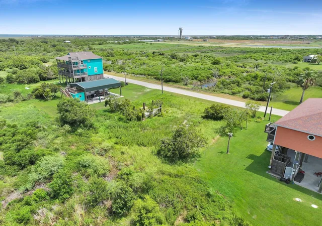 Photo 3 of Land for sale at 937 Magnolia, Crystal Beach, TX 77650 | MLS# 48564314 | Listing updated on 2026-08-04