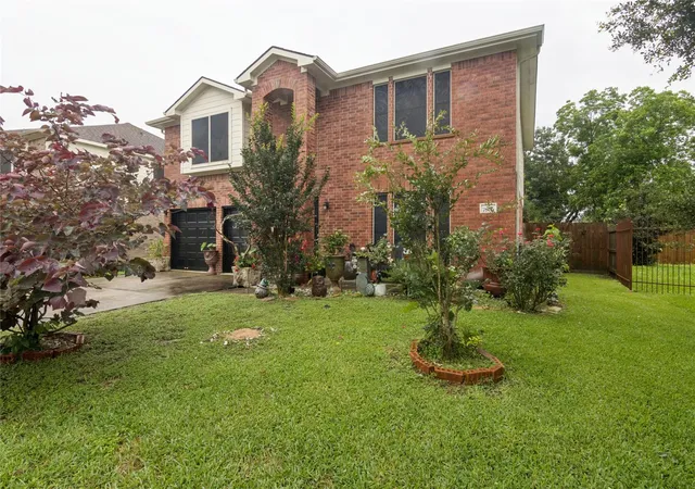 Photo 3 of Single family home for sale at 7806 Tamora Ln, Pasadena, TX 77505 | MLS# 49893398 | Listing updated on 2026-06-02